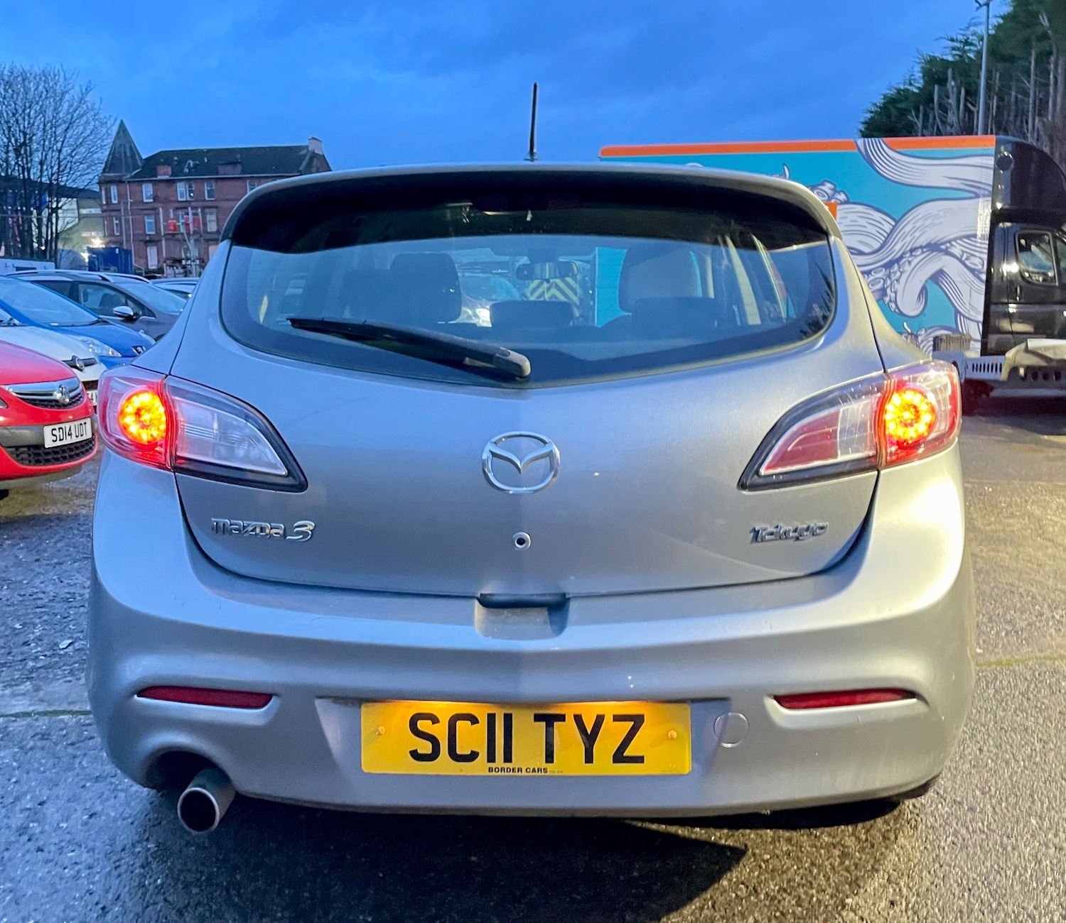 Used Mazda Mazda3 2011 for sale - 77989387: Photo 8