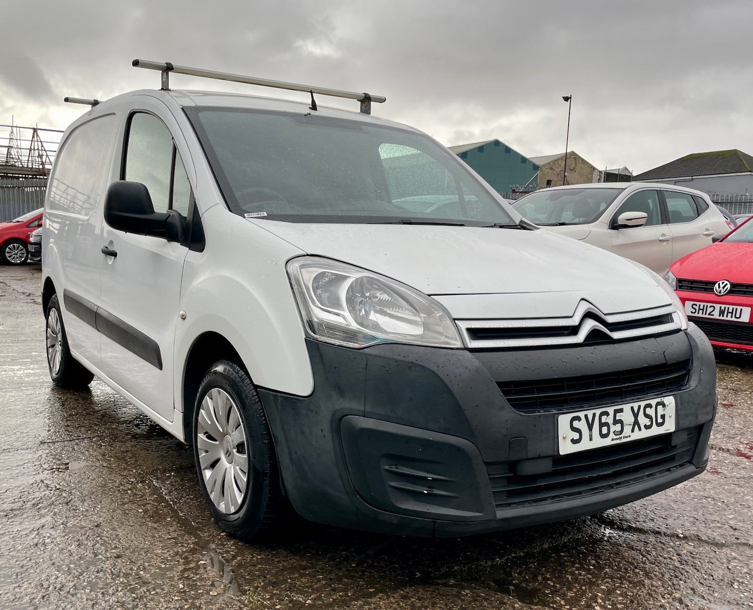Used Citroen Berlingo 2015 for sale - 76897227: Photo 2