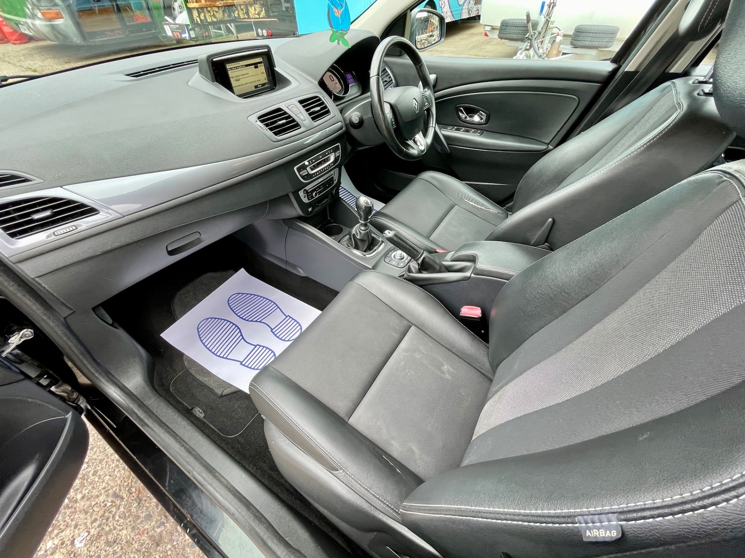 Used Renault Megane 2015 for sale - 76403296: Photo 17