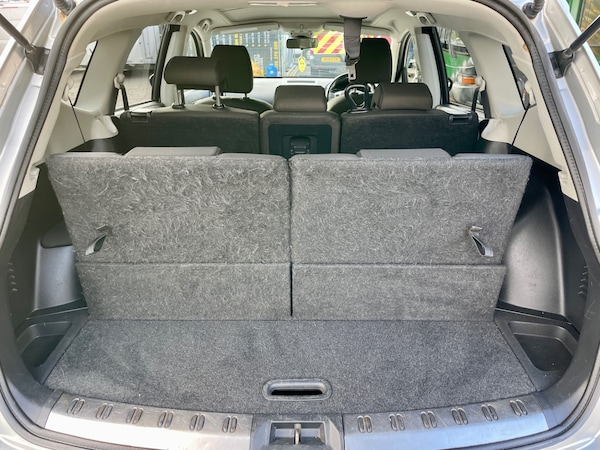 Used Nissan Qashqai+2 2013 for sale - 76079923: Photo 9