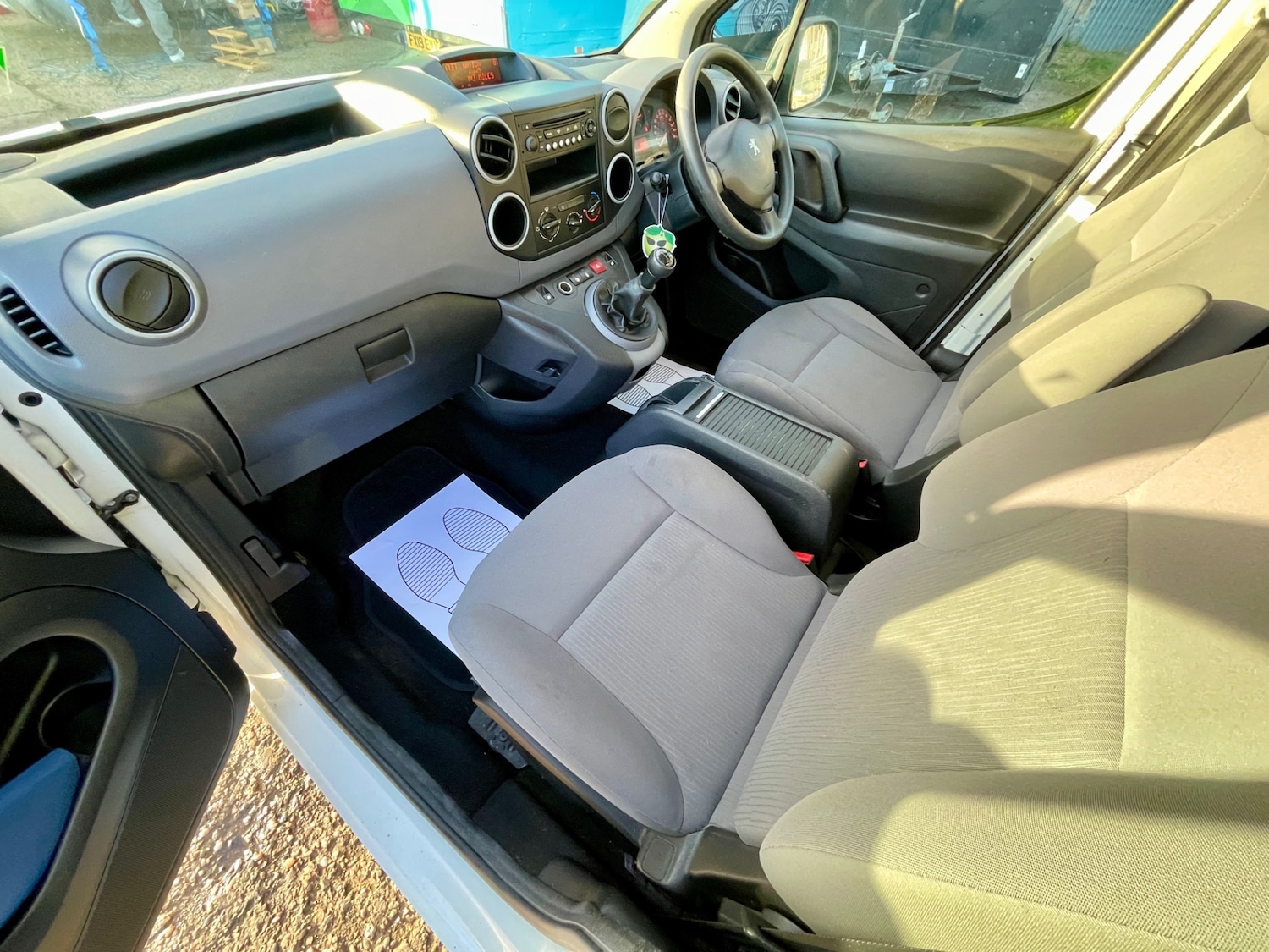 Used Peugeot Partner 2015 for sale - 78045410: Photo 10