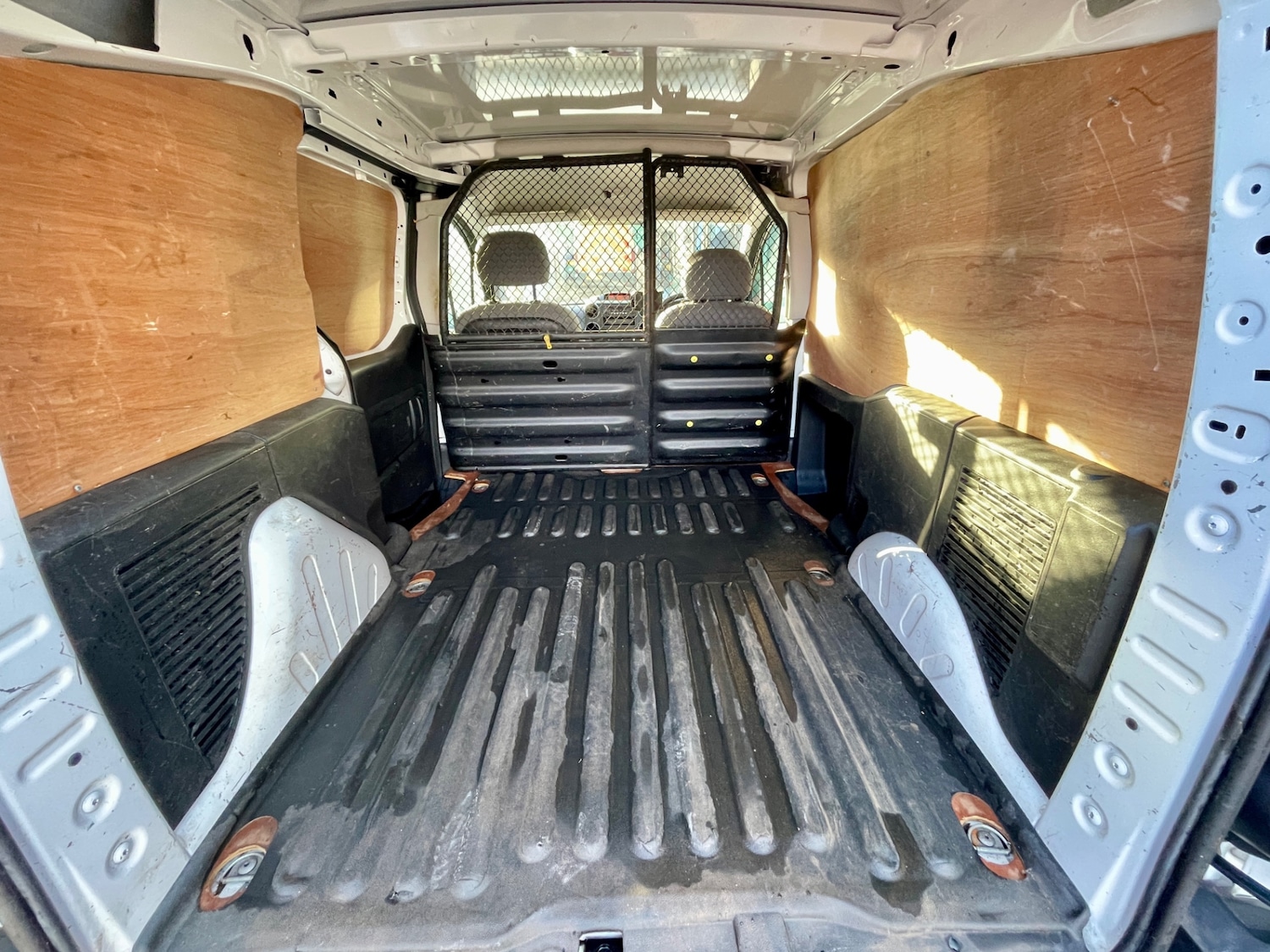 Used Peugeot Partner 2015 for sale - 78045410: Photo 4