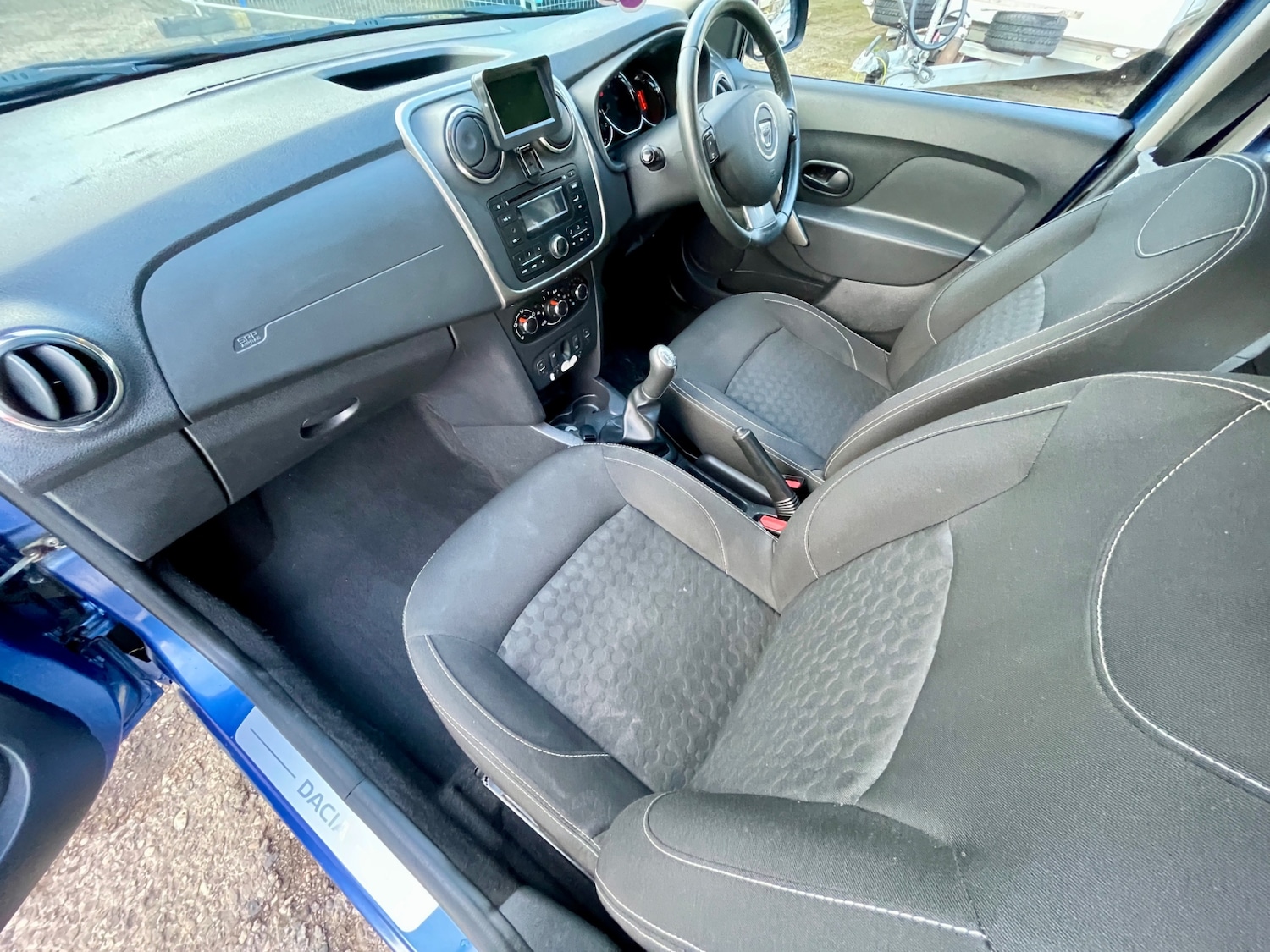 Used Dacia Sandero 2015 for sale - 77406538: Photo 15