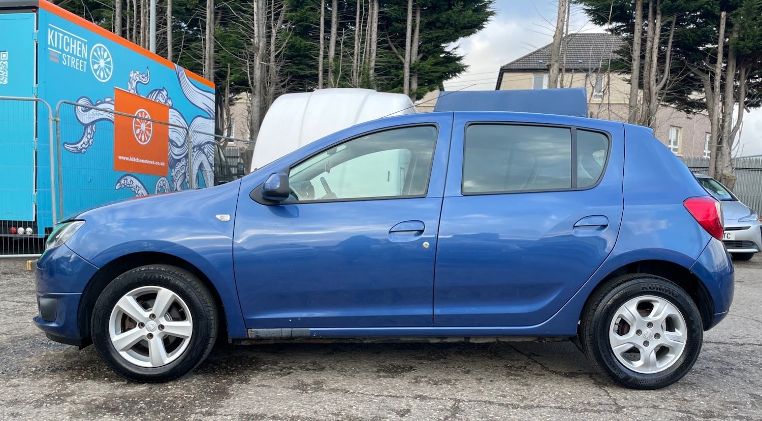 Used Dacia Sandero 2015 for sale - 77406538: Photo 6