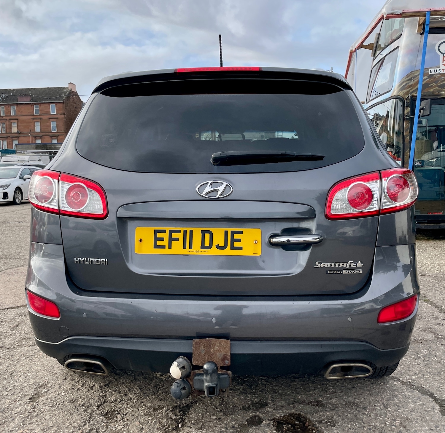 Used Hyundai Santa Fe 2011 for sale - 77690725: Photo 11