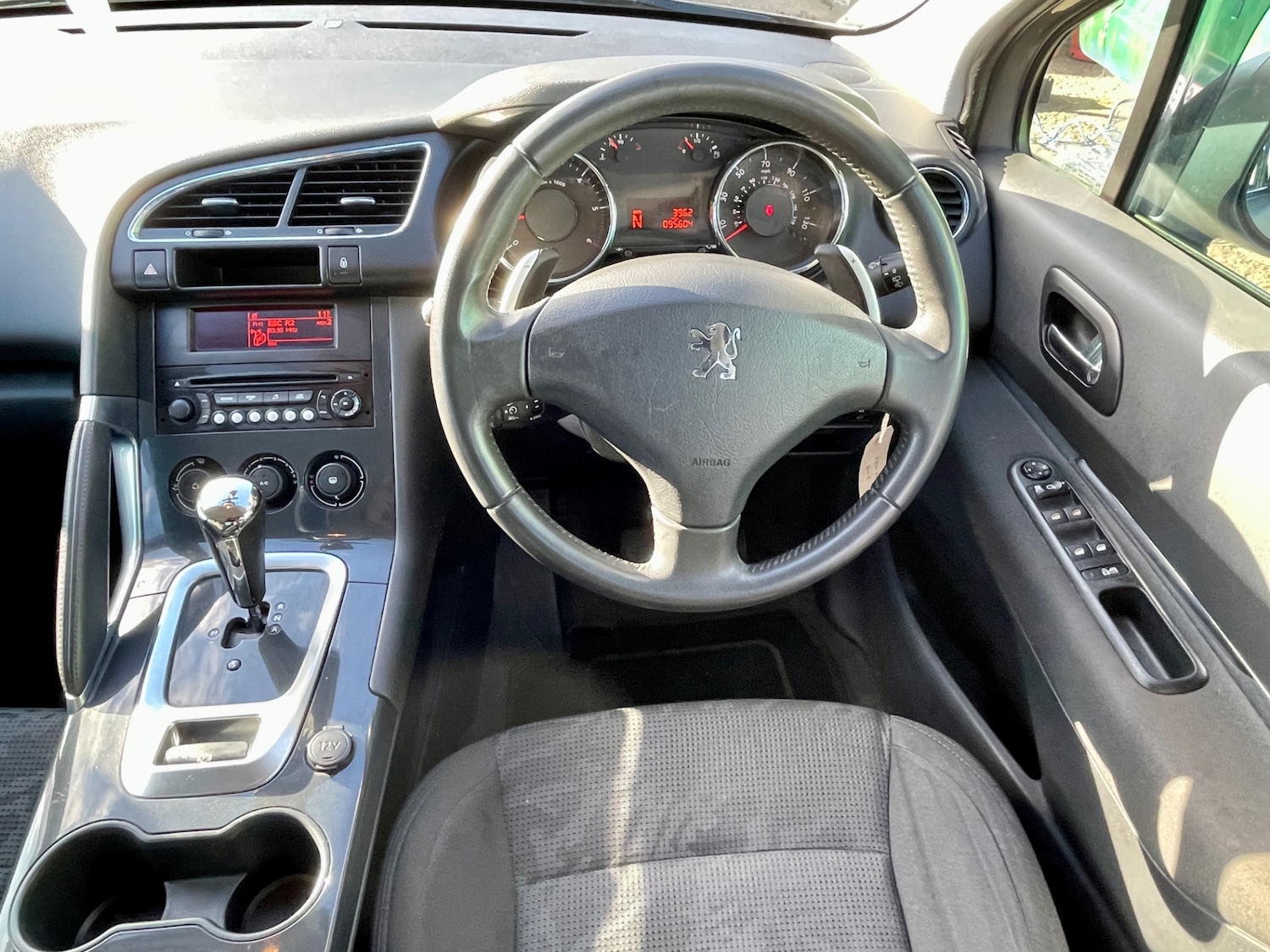 Used Peugeot 3008 2013 for sale - 77778323: Photo 13