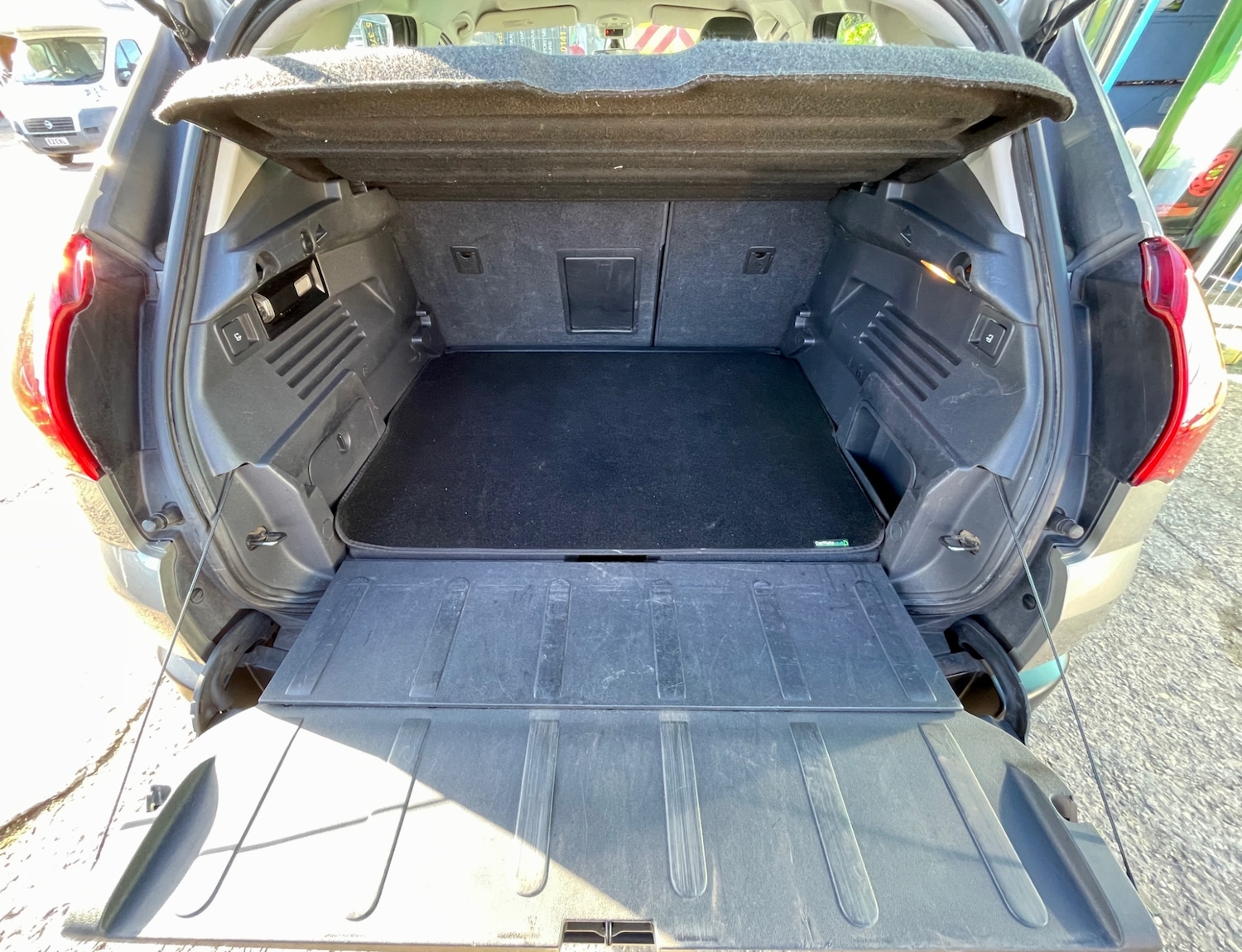 Used Peugeot 3008 2013 for sale - 77778323: Photo 9