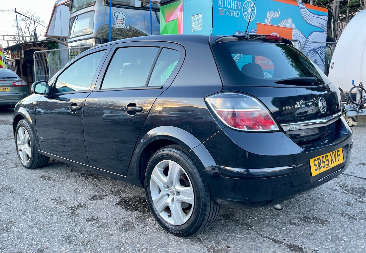 Used Vauxhall Astra 2009 for sale - 78226039: Photo 2