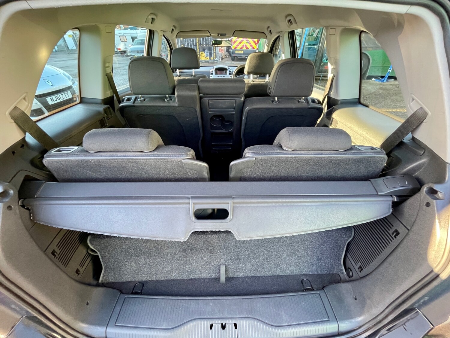 Used Vauxhall Zafira 2010 for sale - 77665803: Photo 13