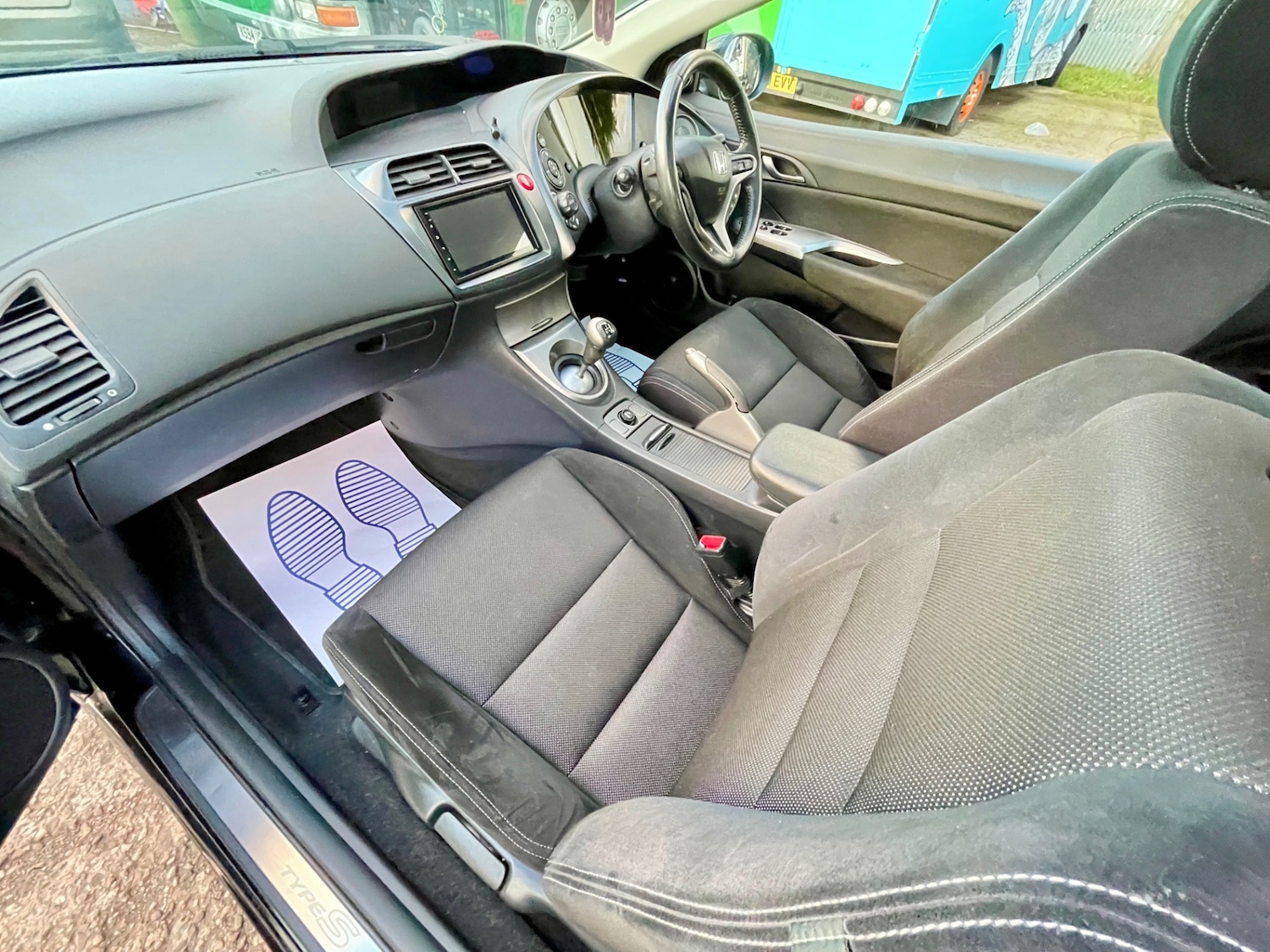 Used Honda Civic 2011 for sale - 76687529: Photo 17