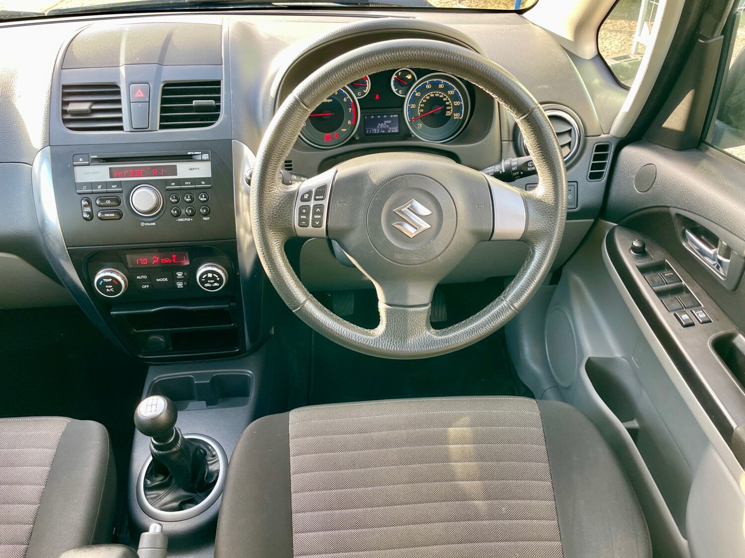 Used Suzuki SX4 2012 for sale - 77735446: Photo 14