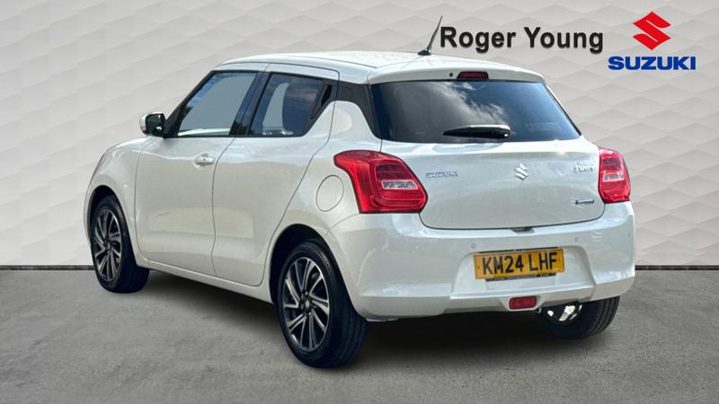 Used Suzuki Swift 2024 for sale - 77301025: Photo 2