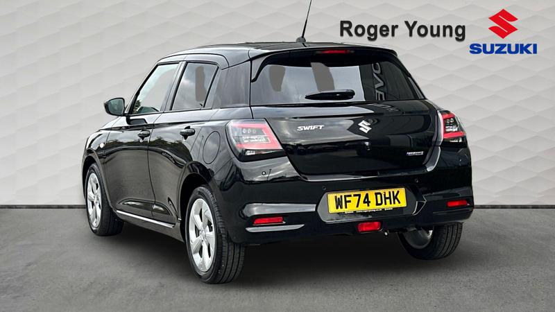 Used Suzuki Swift 2024 for sale - 77301338: Photo 2