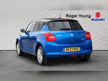 Used Suzuki Swift 2023 for sale - 77301279: Photo