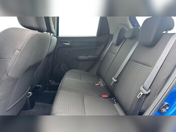 Used Suzuki Swift 2023 for sale - 77301279: Photo