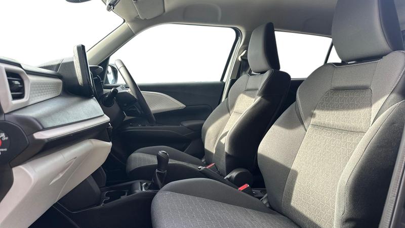 Used Suzuki Swift 2024 for sale - 77301136: Photo 3