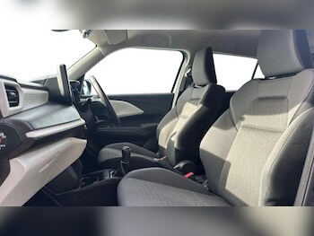 Used Suzuki Swift 2024 for sale - 77301136: Photo