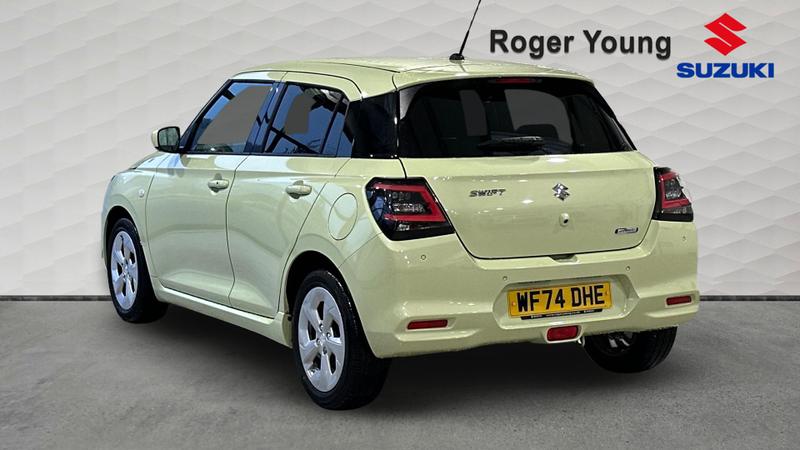 Used Suzuki Swift 2024 for sale - 77340026: Photo 2