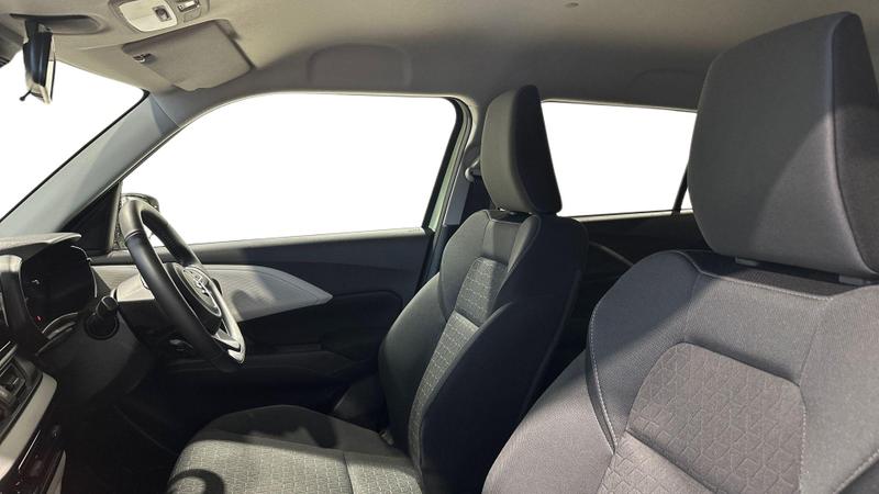 Used Suzuki Swift 2024 for sale - 77340026: Photo 3