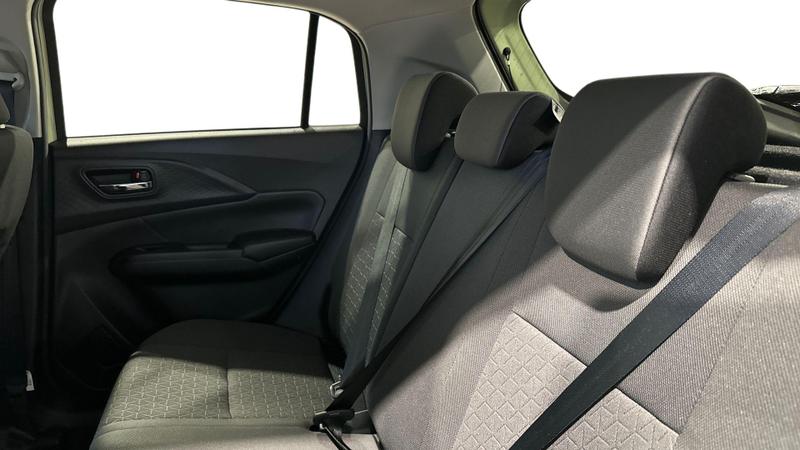 Used Suzuki Swift 2024 for sale - 77340026: Photo 4