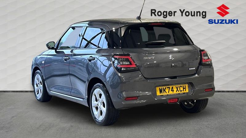 Used Suzuki Swift 2024 for sale - 77301091: Photo 2