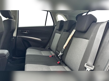 Used Suzuki SX4 2023 for sale - 79560306: Photo