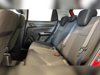 Used Suzuki Swift 2024 for sale - 77301321: Photo