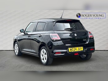 Used Suzuki Swift 2024 for sale - 78657210: Photo