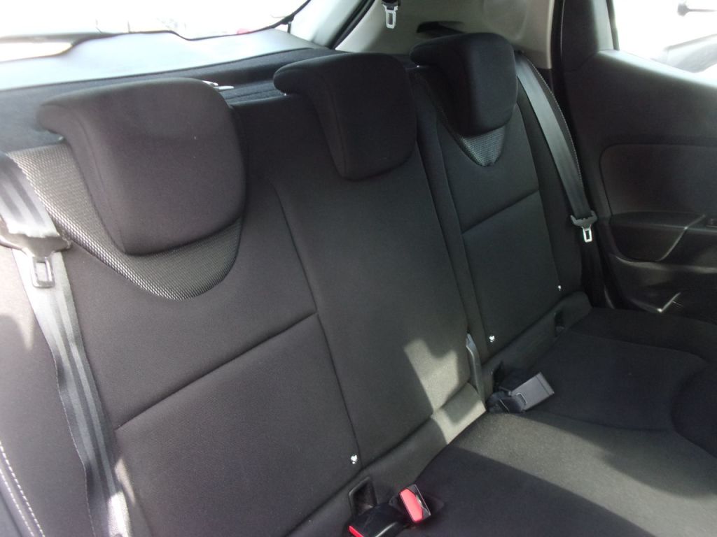 Used Renault Clio 2016 for sale - 77662334: Photo 10