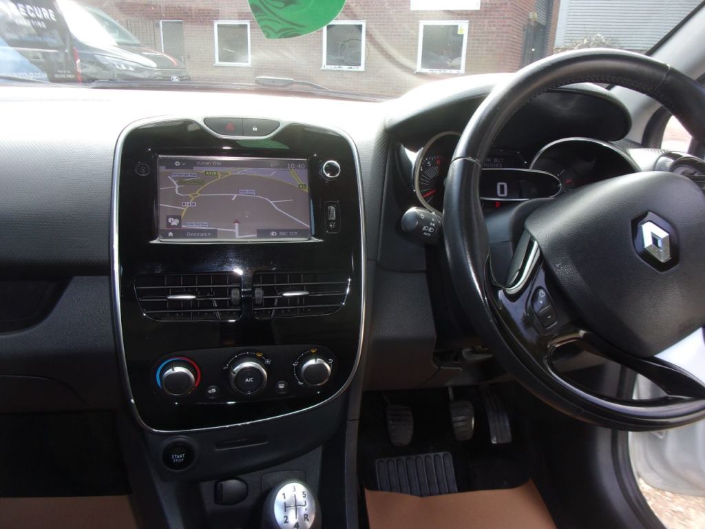 Used Renault Clio 2016 for sale - 77662334: Photo 11