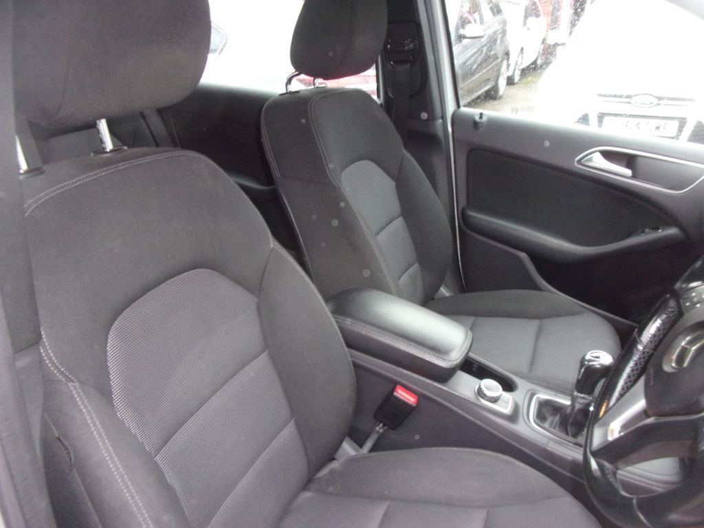 Used Mercedes-Benz B Class 2013 for sale - 77607996: Photo 10