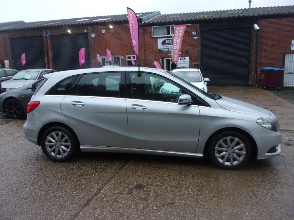 Used Mercedes-Benz B Class 2013 for sale - 77607996: Photo 4