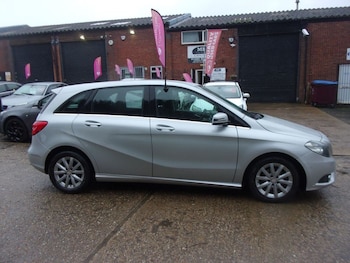 Used Mercedes-Benz B Class 2013 for sale - 77607996: Photo