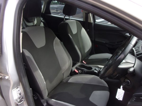 Used Ford Focus 2012 for sale - 75567281: Photo 9