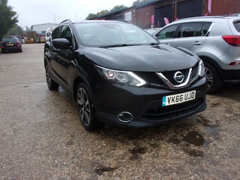 Used Nissan Qashqai 2016 for sale - 79653791: Photo