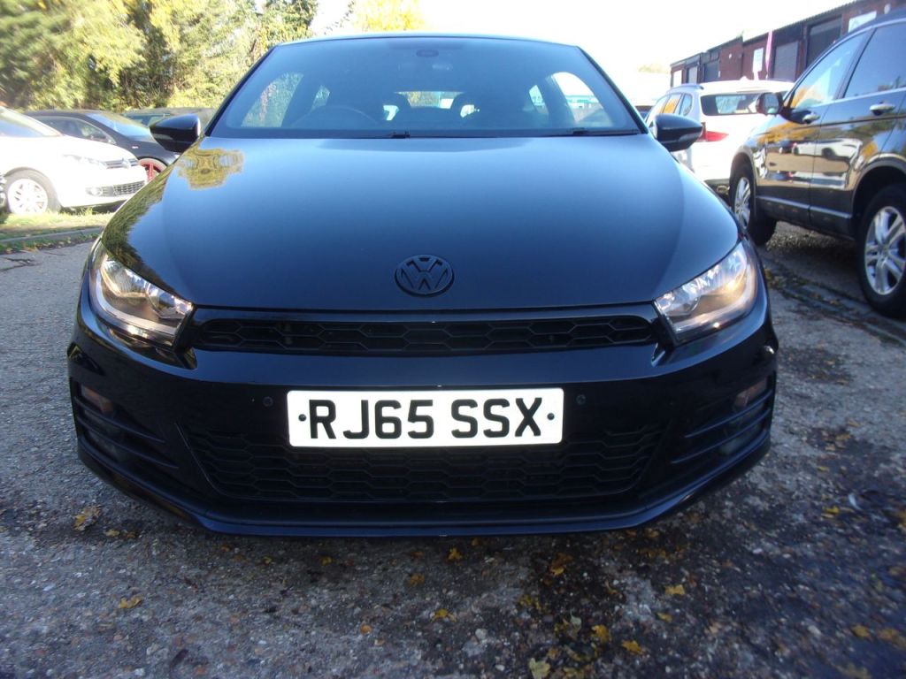 Used Volkswagen Scirocco 2015 for sale - 76363161: Photo 2
