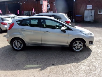 Used Ford Fiesta 2014 for sale - 79098777: Photo
