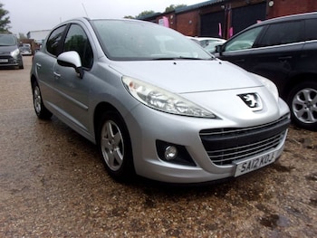 Peugeot - 207