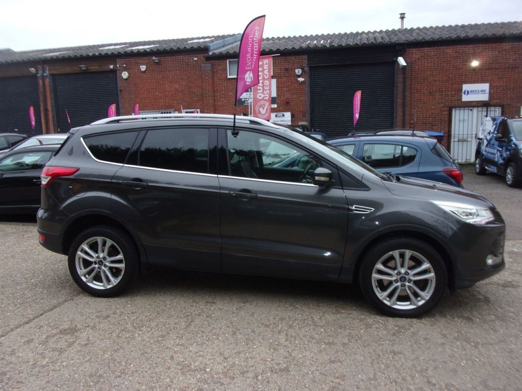 Used Ford Kuga 2015 for sale - 76235205: Photo 4