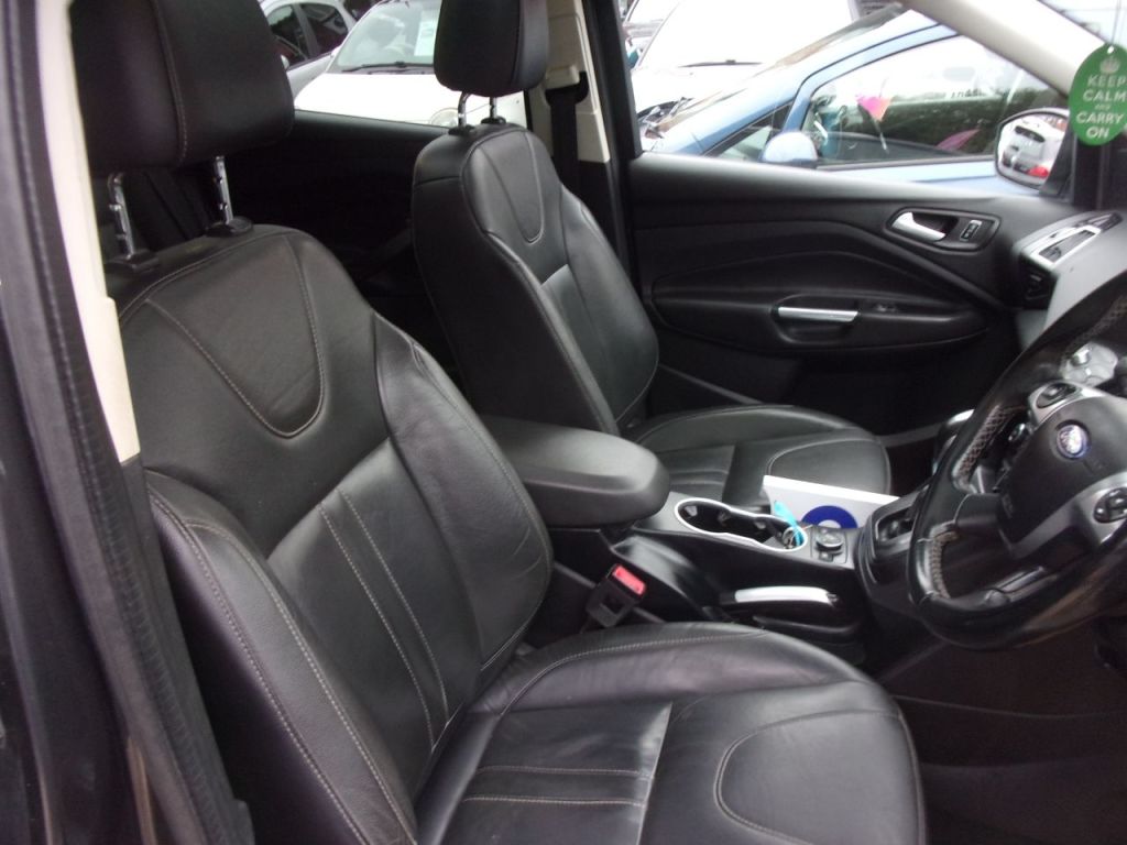 Used Ford Kuga 2015 for sale - 76235205: Photo 9