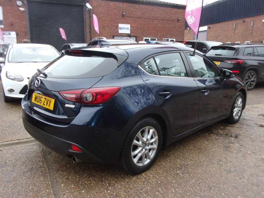 Used Mazda Mazda3 2016 for sale - 77620821: Photo 5