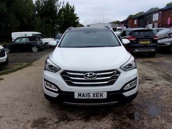 Used Hyundai Santa Fe 2015 for sale - 79736457: Photo