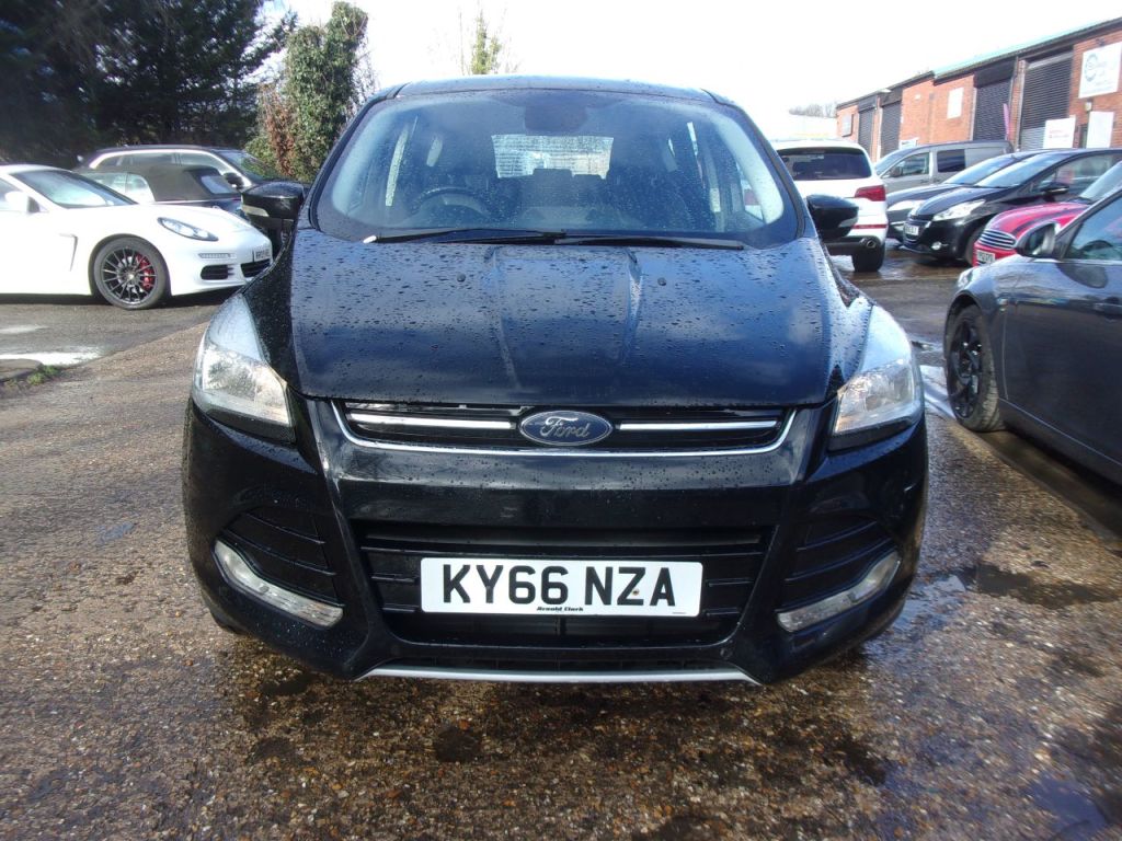 Used Ford Kuga 2016 for sale - 77571140: Photo 2