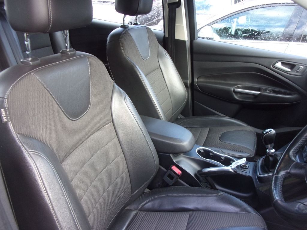 Used Ford Kuga 2016 for sale - 77571140: Photo 9