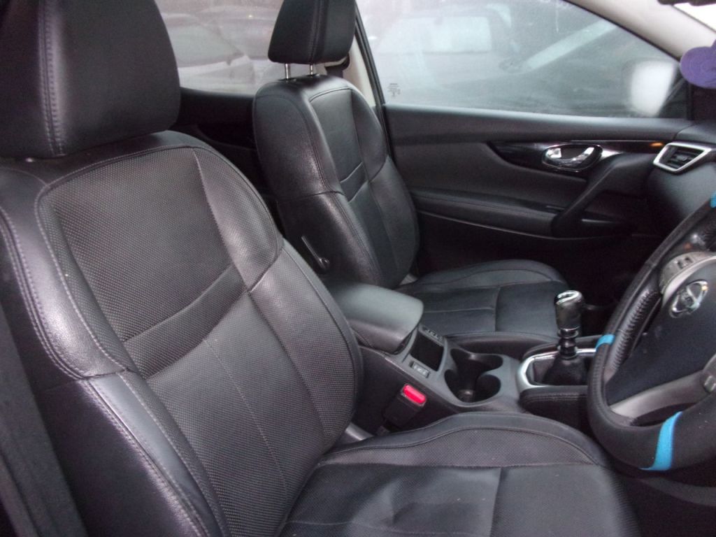 Used Nissan Qashqai 2015 for sale - 76340424: Photo 10