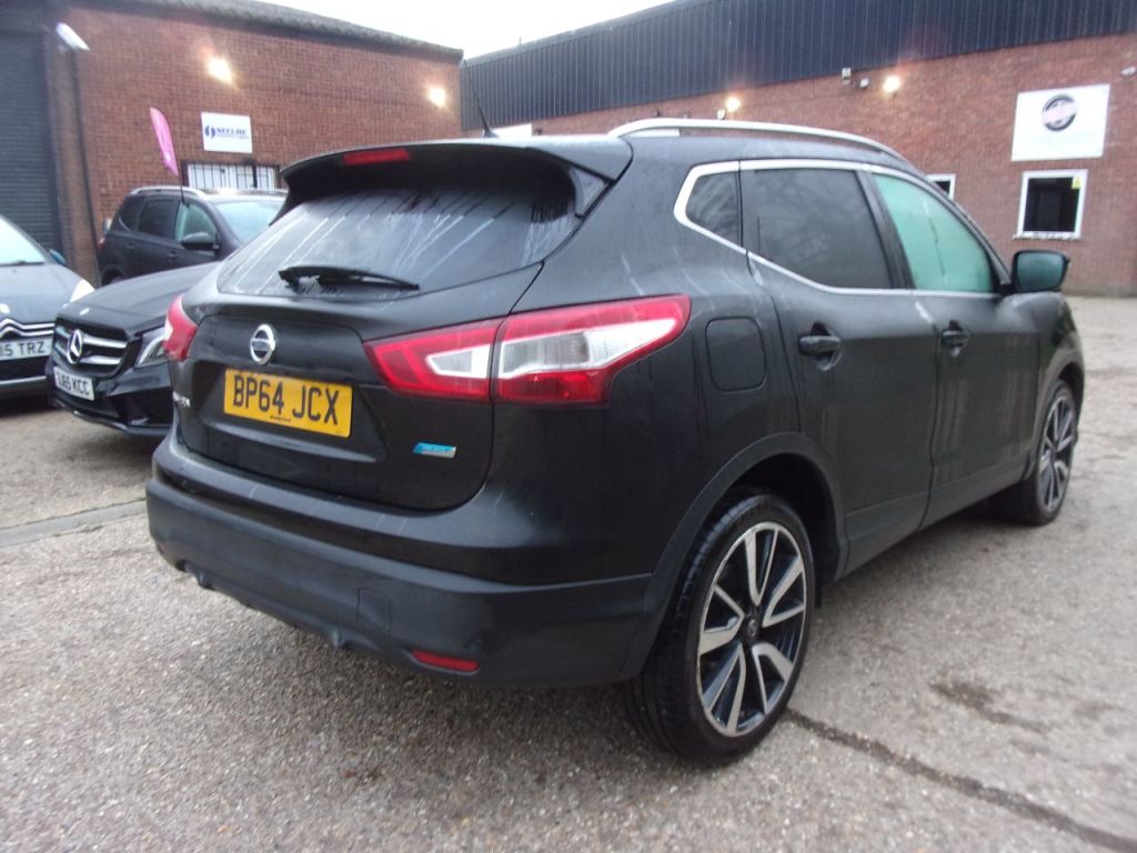 Used Nissan Qashqai 2015 for sale - 76340424: Photo 5