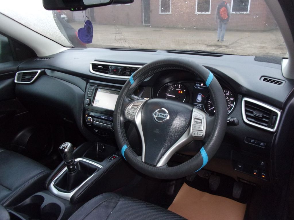 Used Nissan Qashqai 2015 for sale - 76340424: Photo 9