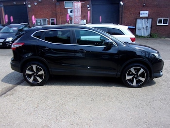 Used Nissan Qashqai 2016 for sale - 79193665: Photo