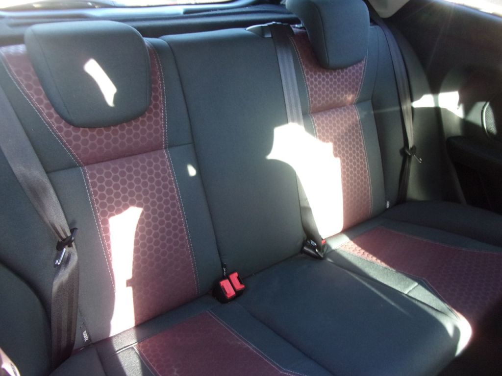 Used Ford Fiesta 2010 for sale - 76603805: Photo 10