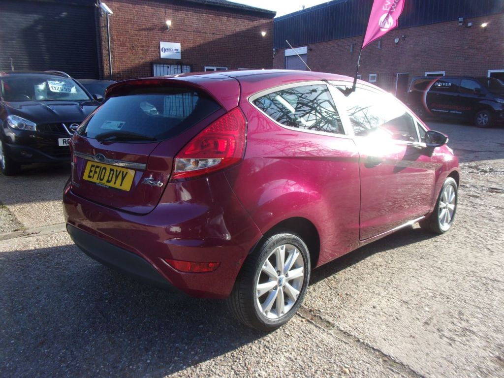 Used Ford Fiesta 2010 for sale - 76603805: Photo 5